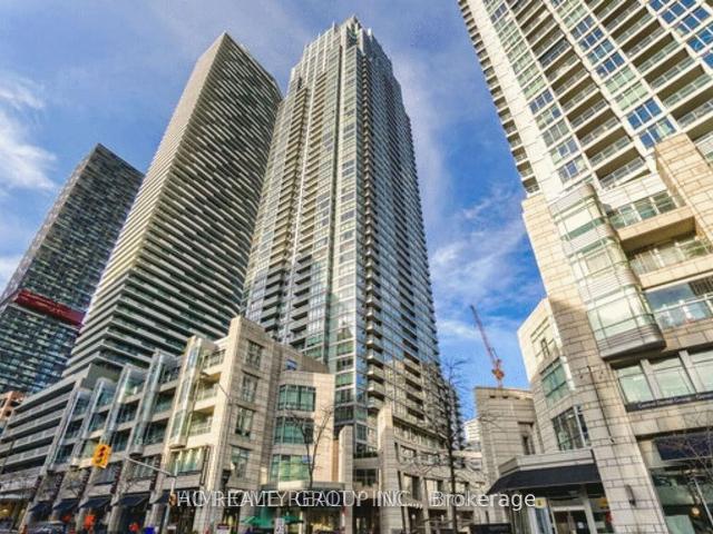 811 Master Bedroom 2191 Yonge Street, Toronto | Expired, C12633 | Condos. Ca