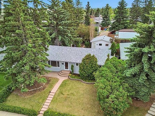 811 Seattle Drive Sw Calgary, Alberta