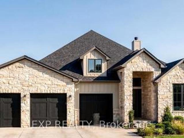 81297 Fern Drive, Goderich. Town, ON, N7A 3X8 house for sale | Listing ID X13457 | Royal LePage