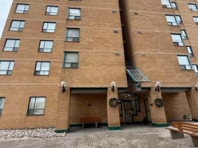 812 1 Pickering Parkway, Pickering | For Sale @ $449,900 | Condos. Ca