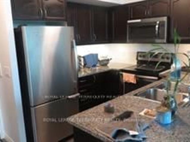 812 25 Lower Simcoe Street, Toronto | Expired, C12883 | Condos. Ca