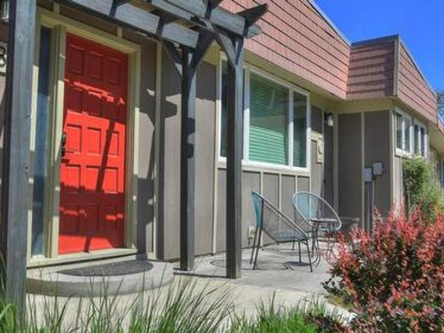 812 Paret Road, Kelowna, BC, V1W 4P2 house for sale | Listing ID 10387 | Royal LePage
