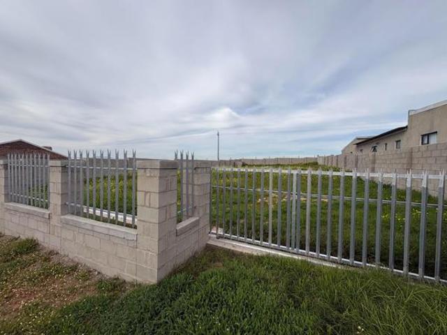 813 m² Land available in Darling
