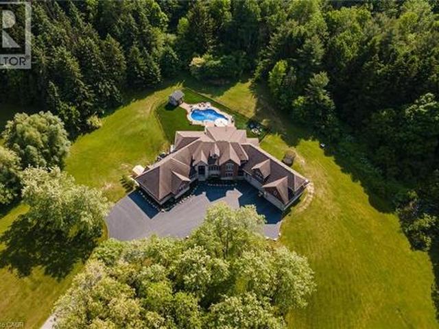814 Binkley Road, Ancaster, ON, L9H 5E3 Luxury House for sale | Listing ID 40817 | Royal LePage Carriage Trade Luxury Properties