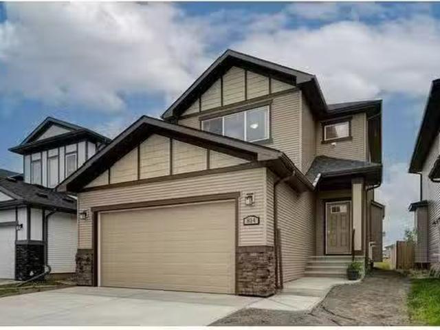814 Hampshire Crescent Ne, High River, AB, T1V 0E3 house for.