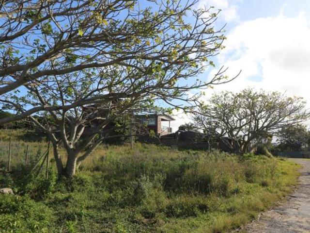 814 m² Land available in Kenton On Sea