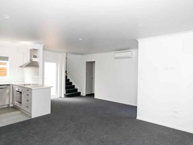 8/157 Ulster St