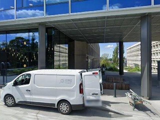 815 m2 kontor uthyres i Solna