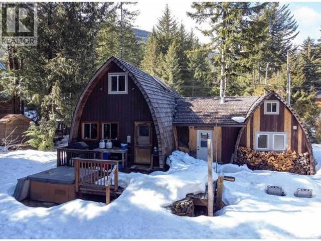 8160 Alpine Way, Whistler, BC, V8E 0G2 house for sale | Listing ID R3136 | Royal LePage