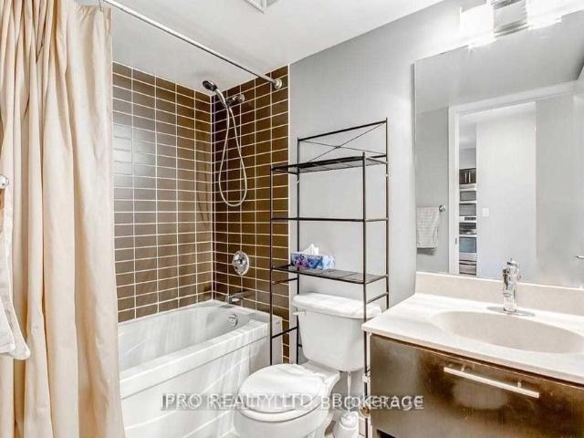 816 120 Dallimore Circle