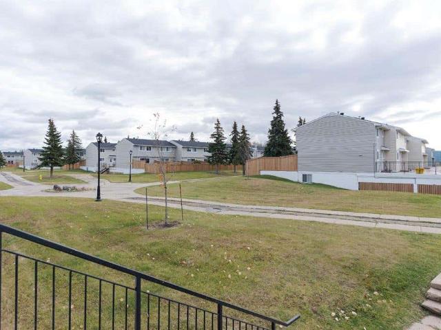 816, 600 Signal Road, Fort McMurray, AB T9H 3Z4 Townhouse For Sale | RE/MAX | A2267