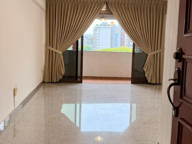 816 Jellicoe Road HDB Apartment For Sale, $1,250,000, 3 Bed 2 Bath 1,184 sqft $1,056.00 psf