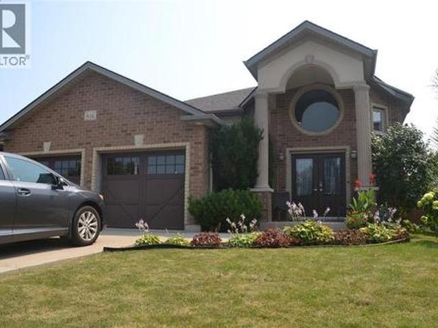 816 Manhattan Drive, Sarnia, ON, N7S 0A4 house for sale | Listing ID 26016 | Royal LePage