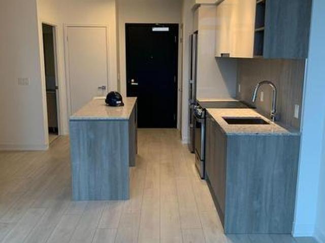 817 31 Tippett Road, Toronto, ON, M3H 0C8 condo for sale | Listing ID C13074 | Royal LePage