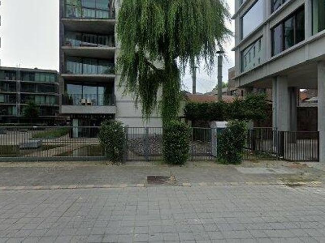 817 m2 office space for rent in Stad Antwerp
