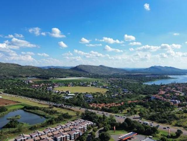817 m² Land available in Xanadu