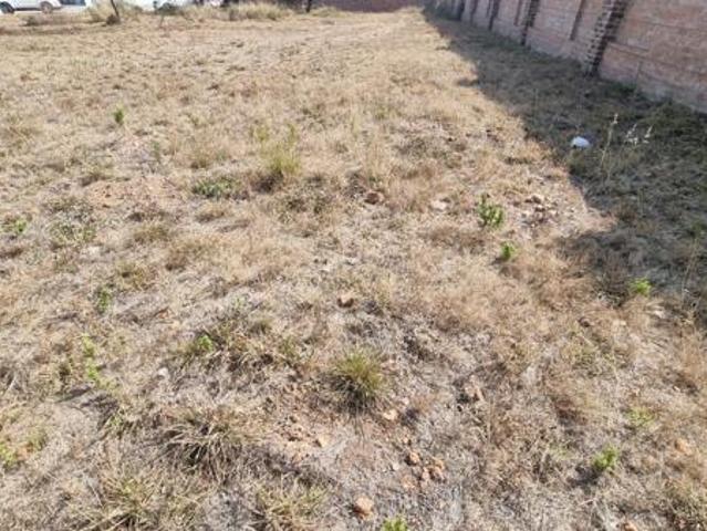 817 m² Land available in Bendor