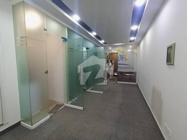 817 Square Feet Office In Only Rs. 240000.0