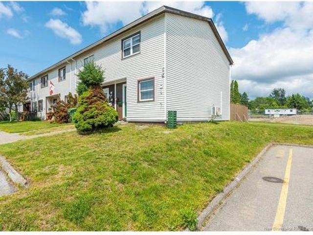 819 Highmeadow, Saint John, NB, E2J 3X3 house for sale | Listing ID NB143996 | Royal LePage