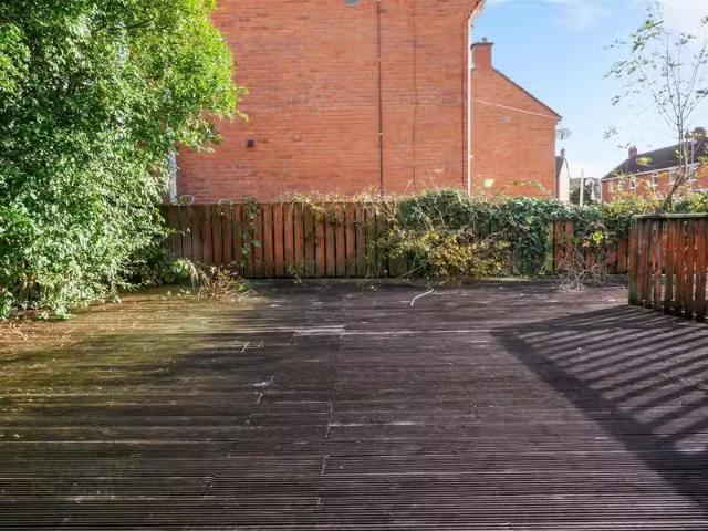 81 Breda Road