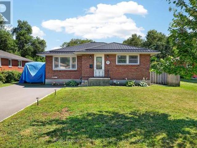 81 Crestview Avenue, Belleville Ward, ON, K8N 1W6 house for sale | Listing ID X13556 | Royal LePage