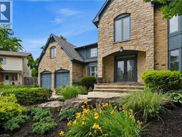 81 Flanders Drive, Waterdown, ON, L8B 0G6 house for sale | Listing ID 40846 | Royal LePage