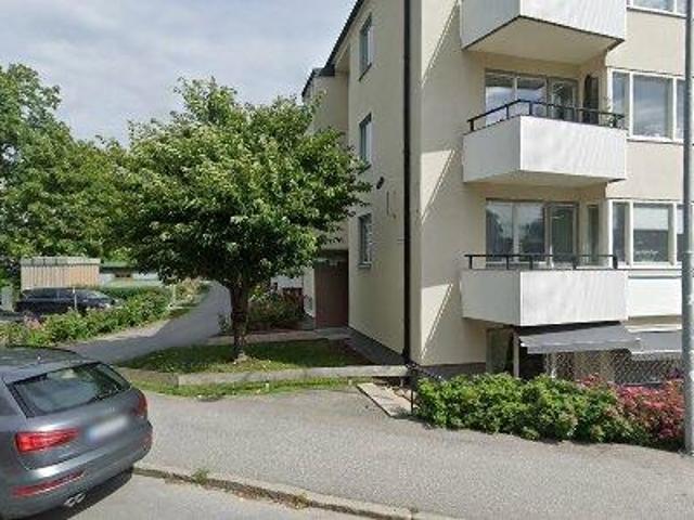 81 m2 lägenhet uthyres i Lidingö