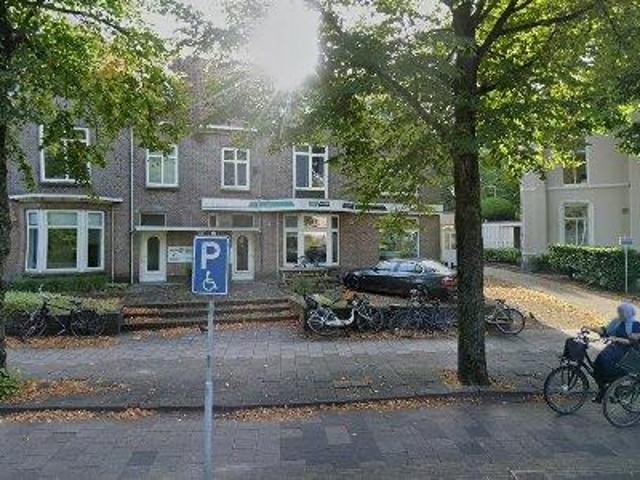 81 m2 office space for rent in Haarlem