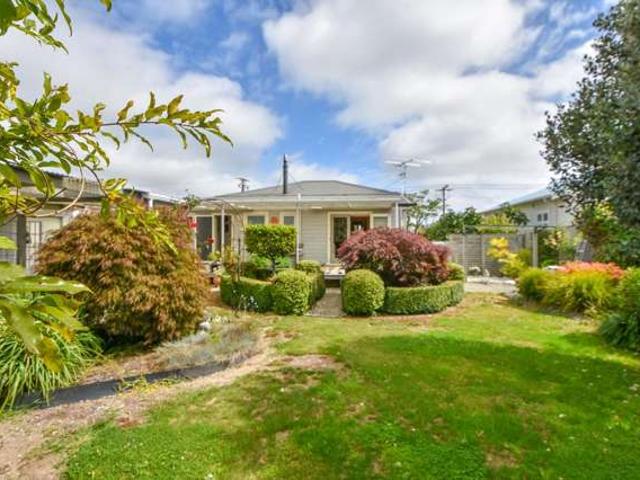 81 Pembroke Street, Carterton