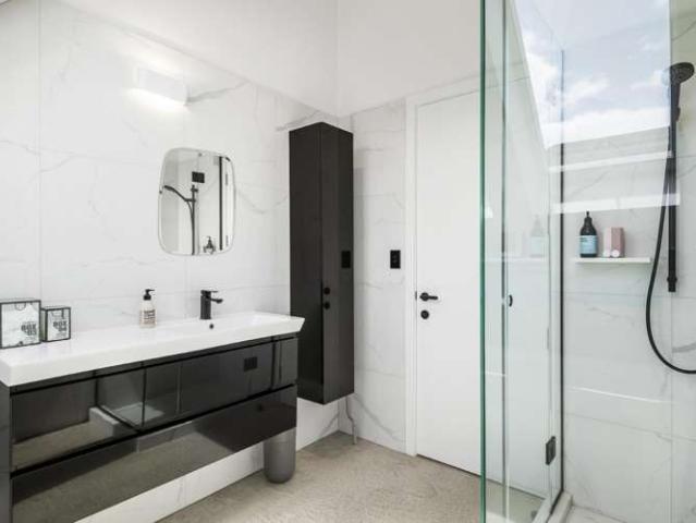 81 Queen Street, Northcote Point, North Shore City