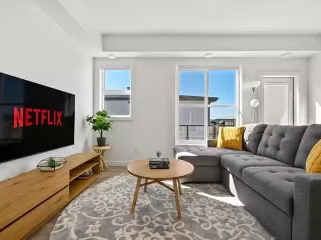 81 Street South West