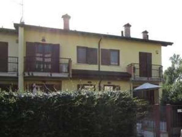 8/2025 U MI Villetta a schiera all'asta in via Baden Powell 62