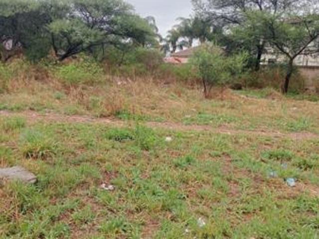 820 m² Land available in Bendor