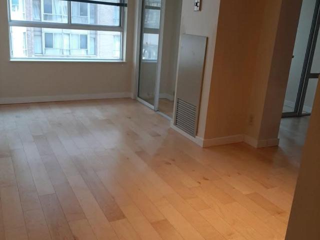 821 711 Bay Street, Toronto | 1Beds/1Bath, Condo, $2,350/mo | Condos. Ca