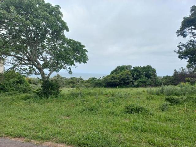 821 m² Land available in Cintsa