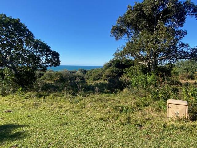 821 m² Land available in Cintsa