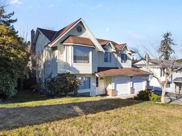 8221 Miller Crescent, Mission, BC, V2V 6H7 house for sale | Listing ID R2960 | Royal LePage