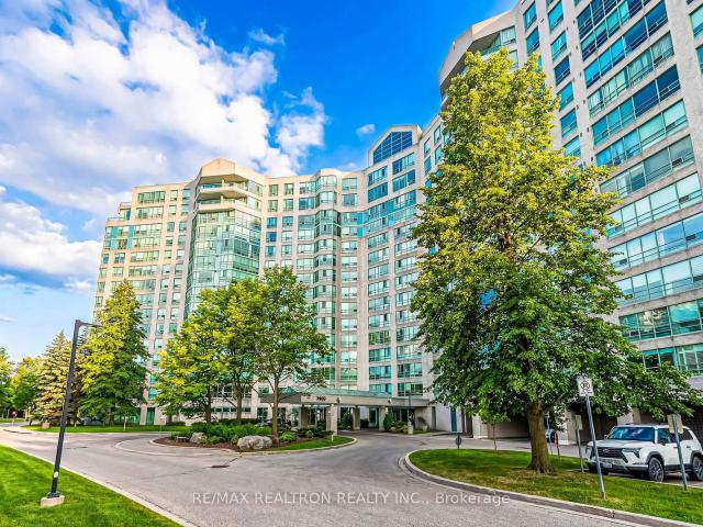 822 7 Bayview Avenue, Thornhill | Sold, N12927 | Condos. Ca