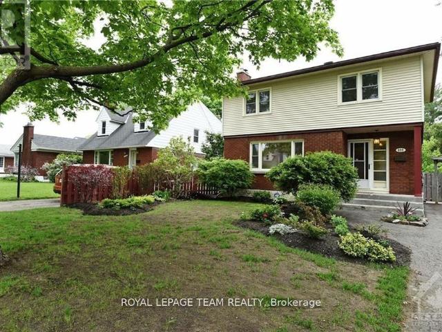 822 Quinlan Road Ottawa, ON K1G1S1