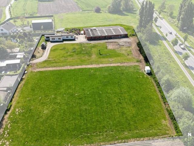 8230 m² grond te koop met een goedgekeurde bouwvergunnin