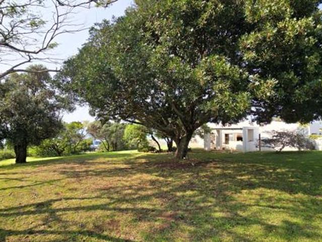 823 m² Land available in Cintsa