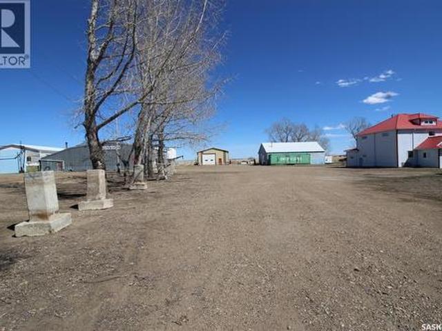 8241 Range Road, Shaunavon, SK, S0N 2M0 commercial for sale | Listing ID SK034617 | Royal LePage
