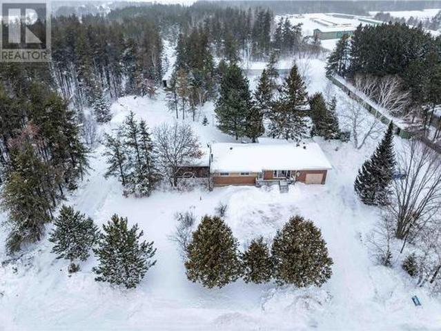 824 Suez Drive, Hanmer, ON, P3P 1Y7 house for sale | Listing ID 2120 | Royal LePage