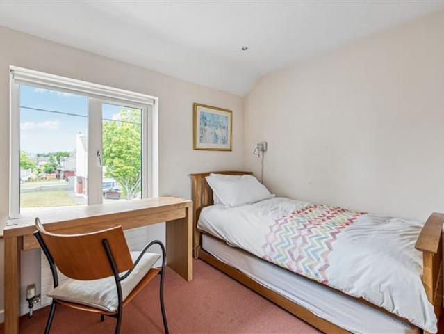 825,000 | 16 Ballyhoy Avenue, Raheny, Dublin 5 DNG Raheny 5016 MyHome. Ie Residential