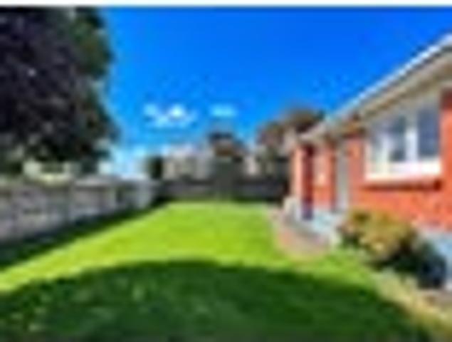 825m² of Freehold Gold & DO UP Opportunity!