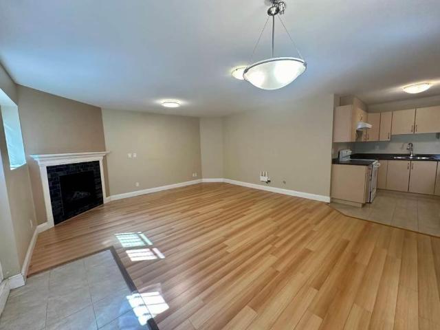 826 COTTONWOOD AVENUE, Coquitlam, BC V3J 2T1
