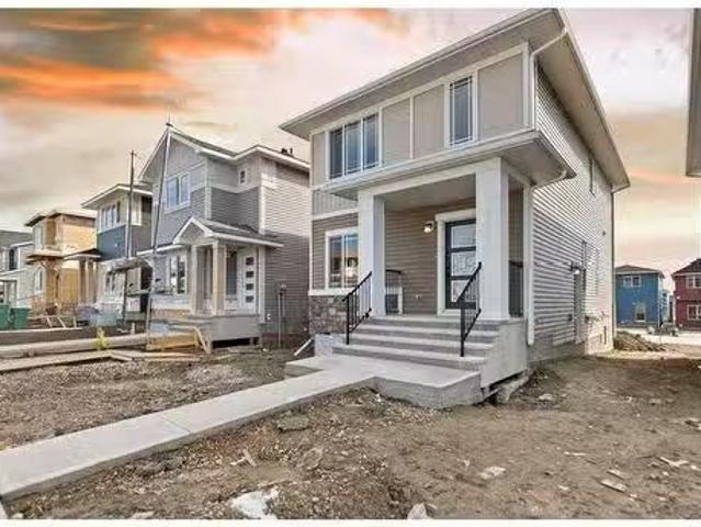 826 Bayview Terrace Sw, Airdrie, AB, T4B 5M5 house for sale.