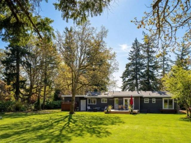 826 Birch Rd, North Saanich, BC, V8L 5R9 house for sale | Listing ID 1042 | Royal LePage