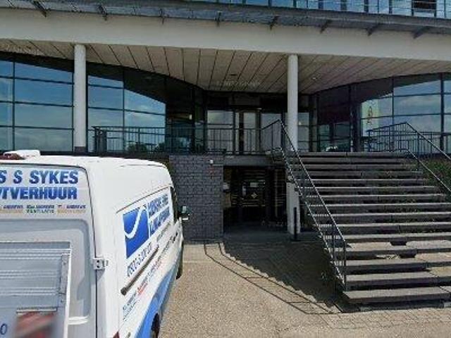 826 m2 office space for rent in Zaltbommel