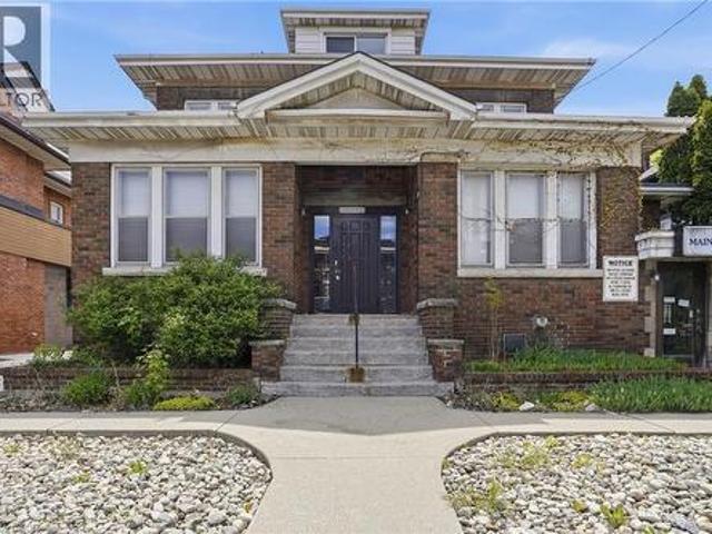 826 Main Street E, Hamilton, ON, L8M 1L6 commercial for sale | Listing ID 40825 | Royal LePage